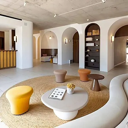 Hotel & Restaurant - Son De Mar